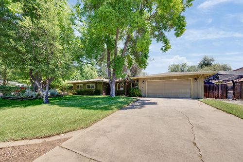 5765 Hoffman Ln, Fair Oaks, CA, 95628-2610 | Card Image