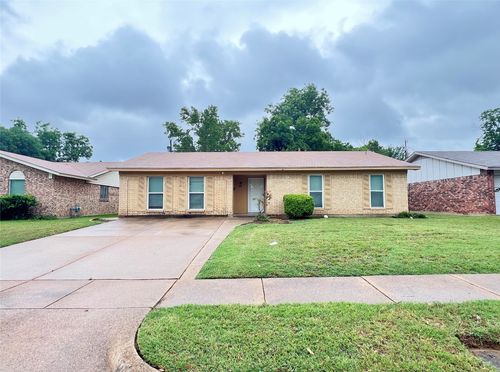 2121 Spanish Trl, Irving, TX, 75060-7342 | Card Image