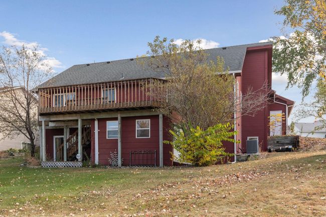 Don't miss the storage shed under the deck | Image 41