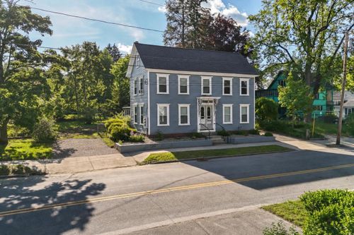 137 Locust St, Dover, NH, 03820-4007 | Card Image