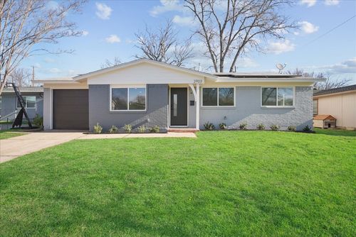 2903 Lowell Drive, Irving, TX, 75062 | Card Image