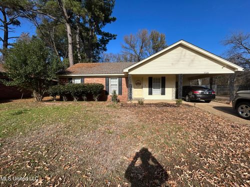 1728 Forrest Dr, Southaven, MS, 38671-1203 | Card Image
