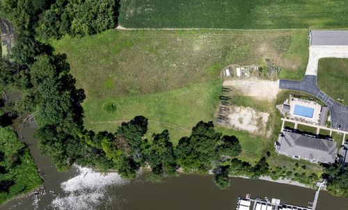 603 Sandy Point Road, Harpers Ferry, IA, 52146 | Card Image