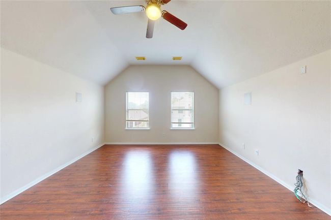 Upstairs game room | Image 24