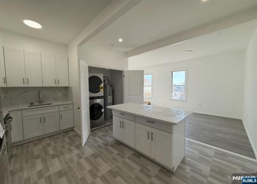 apt-2-17 Kearny Ave, Kearny, NJ, 07032-2332 | Card Image