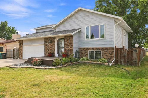 408 19th St E, West Fargo, ND, 58078-2305 | Card Image