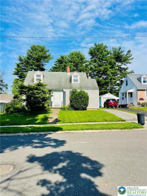 309 Willow Rd, HELLERTOWN, PA, 18055-2334 | Card Image