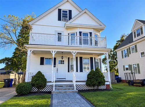 27 Crescent Road, Pawtucket, RI, 02861 | Card Image