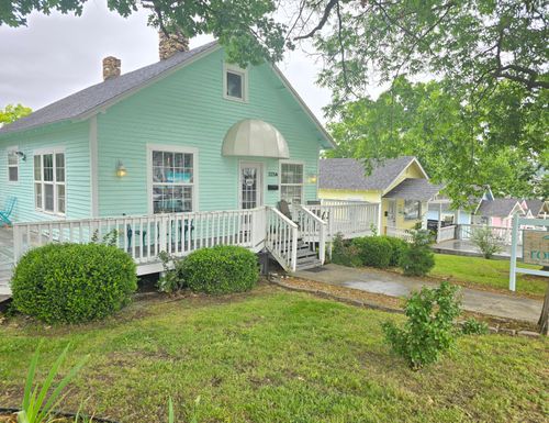a-215 W Pacific Street, Branson, MO, 65616 | Card Image