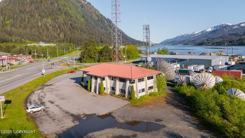 3161 Channel Dr, Juneau, AK, 99801-7865 | Card Image