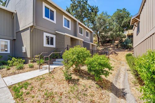 apt-f-1267 Valley Oak Ct, Novato, CA, 94947-4743 | Card Image