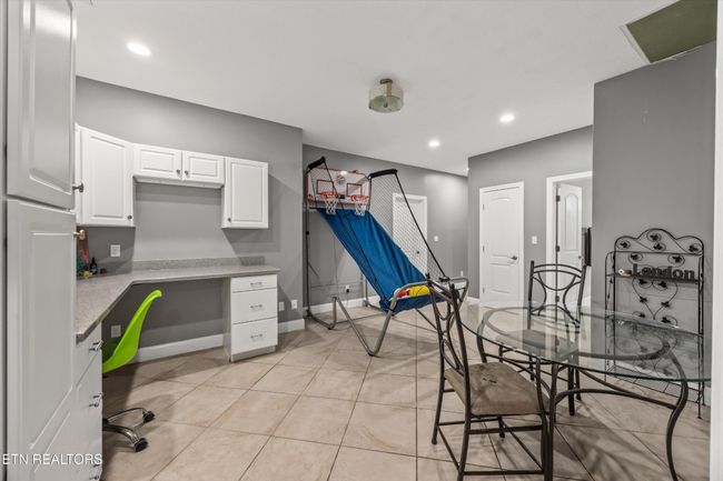 108 Center Park Ln, House other with 5 bedrooms, 5 bathrooms and 3 parking in Oak Ridge TN | Image 37