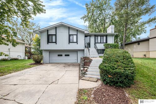 4701 Schroeder Dr, Bellevue, NE, 68157-2659 | Card Image