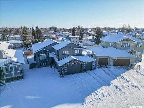 3070 Lakeview Dr, Prince Albert, SK, S6W0A6 | Card Image
