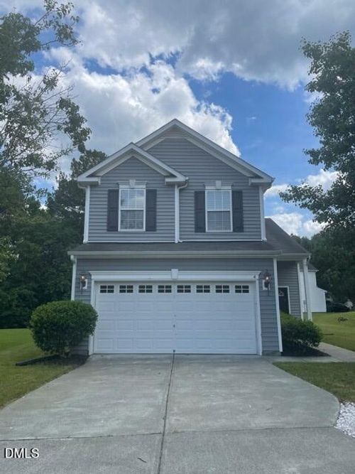 4 Autumn Leaf Ln, Durham, NC, 27704-5037 | Card Image