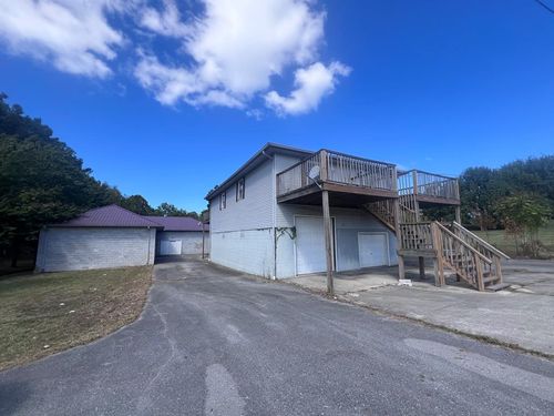 555 Oakley Allons Rd, Allons, TN, 38541-6921 | Card Image