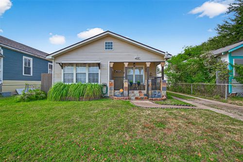 4106 Avenue N, Galveston, TX, 77550-6933 | Card Image