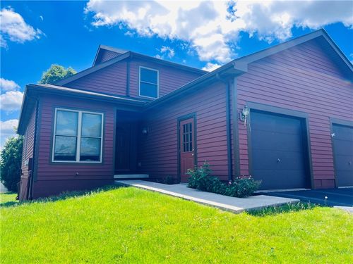 131 Broxbourne Dr, Fairport, NY, 14450-1728 | Card Image