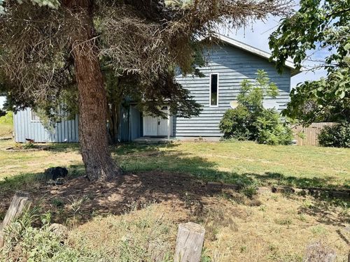 7302 E Bigelow Gulch Rd, Spokane, WA, 99217-9417 | Card Image