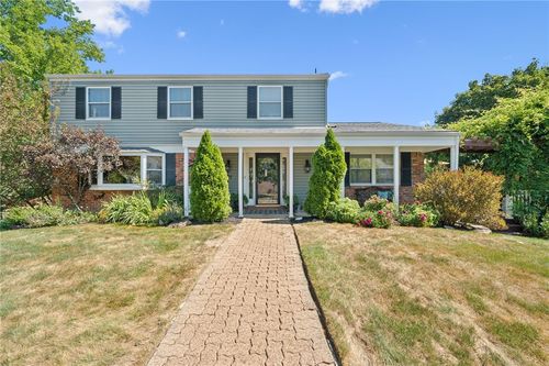 301 Coachman Rd, Allison Park, PA, 15101-3822 | Card Image