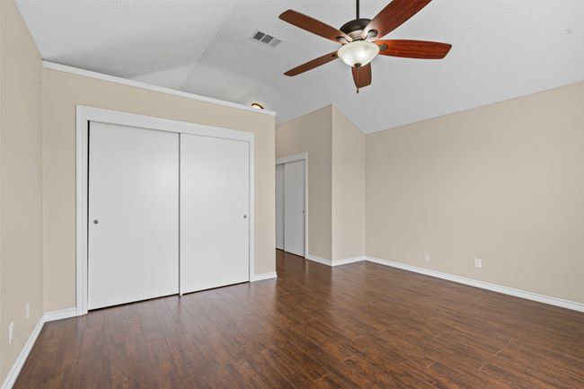 1404 Ranchview Ct, House other with 3 bedrooms, 3 bathrooms and null parking in Carrollton TX | Image 23