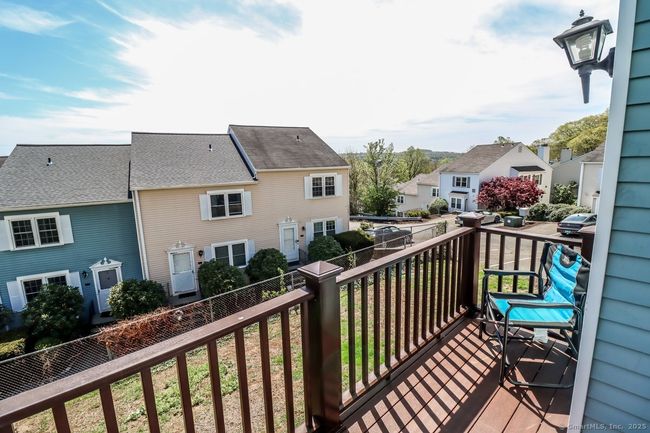 UNIT-18-3 - 55 Mill Plain Rd, Condo with 2 bedrooms, 2 bathrooms and 1 parking in Danbury CT | Image 7