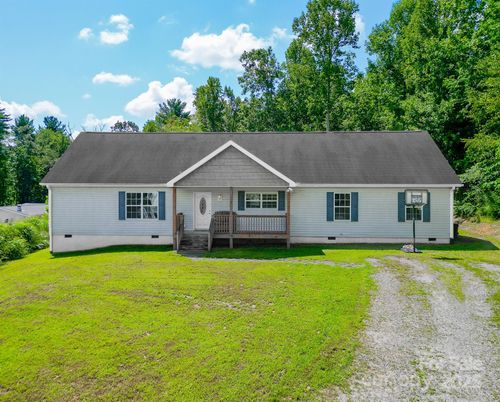 137 Pottery Terrace Trl, Flat Rock, NC, 28731-5667 | Card Image