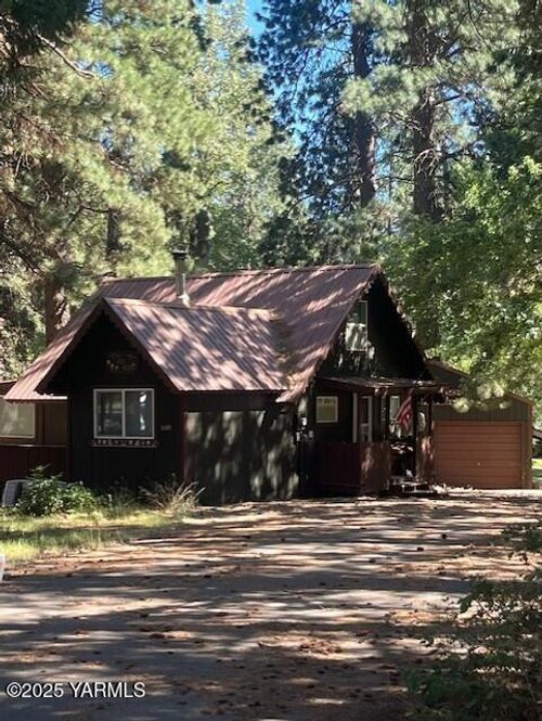 1600 Twin Lakes Rd, Cle Elum, WA, 98922-9075 | Card Image