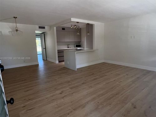 204e-13155 Sw 7th Ct, Pembroke Pines, FL, 33027 | Card Image