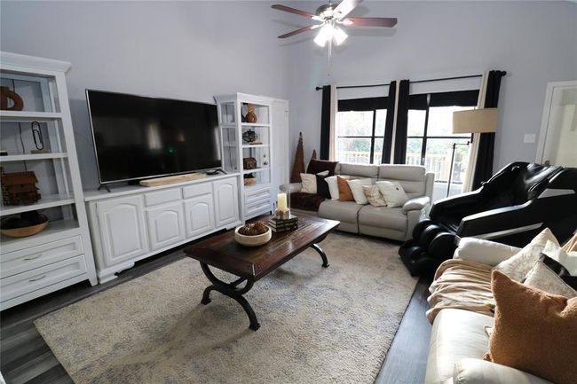 25107 Spring Creek Dr, House other with 4 bedrooms, 2 bathrooms and 2 parking in Spring TX | Image 6