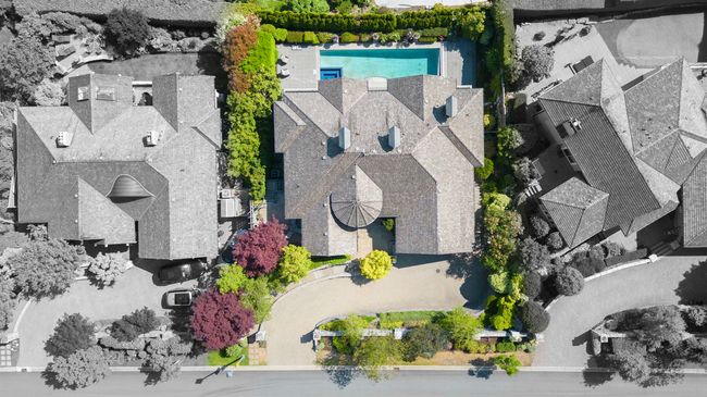 2631 Folkestone Way, House other with 4 bedrooms, 3 bathrooms and 2 parking in West Vancouver BC | Image 36