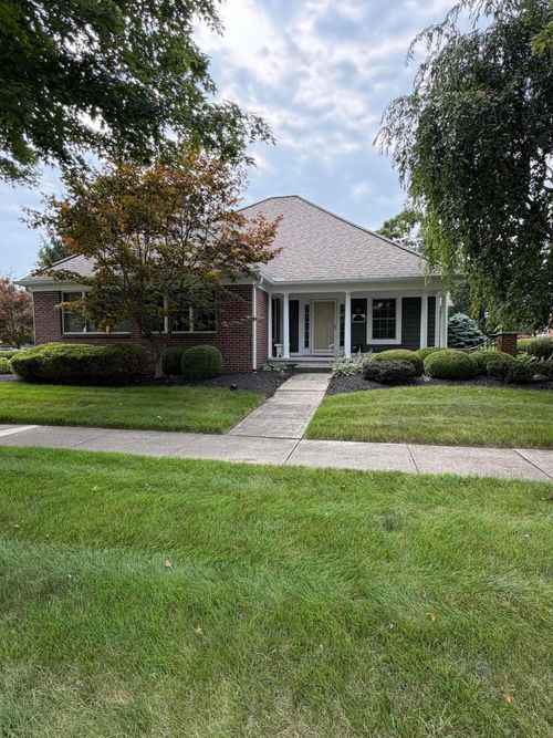 107 Colomen Gwen Cir, Granville, OH, 43023-1497 | Card Image