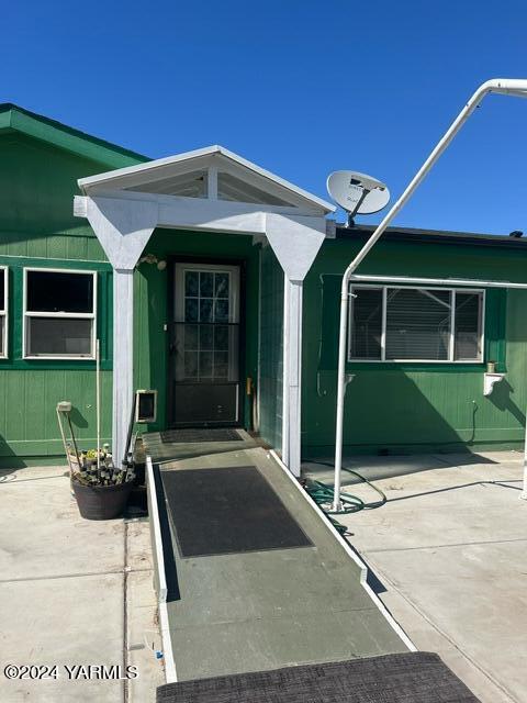 Hickory Ln, Selah, WA 98942
