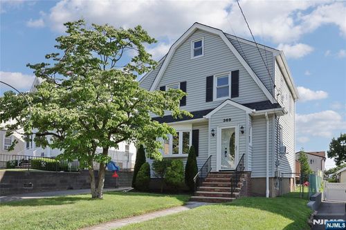 369 Sussex Rd, Wood Ridge, NJ, 07075-1111 | Card Image