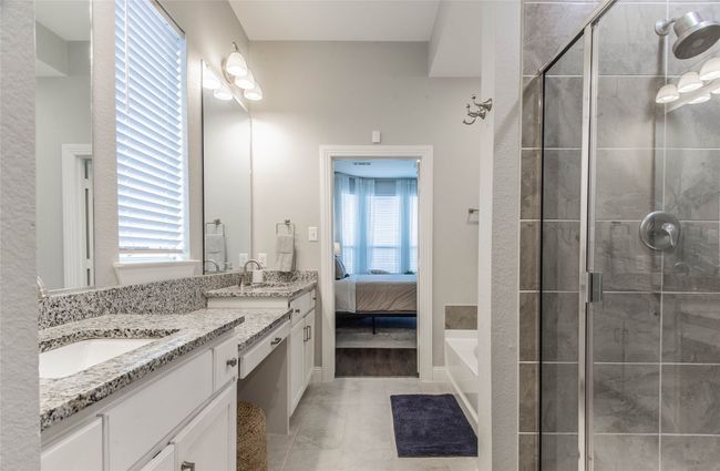 Master Bathroom | Image 19