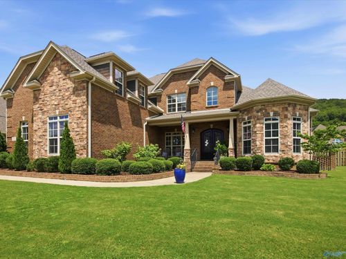 15 Taylors Brook Way Se, Gurley, AL, 35748-8049 | Card Image