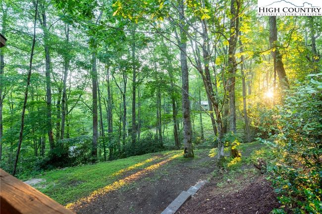 170 Mountain Laurel Ln, House other with 2 bedrooms, 4 bathrooms and null parking in Blowing Rock NC | Image 31