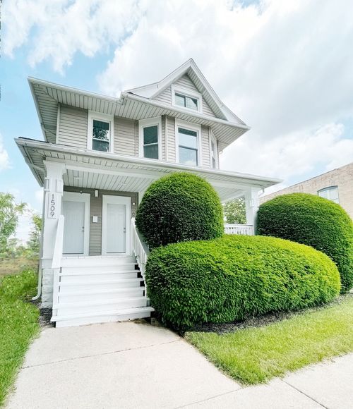 1509 Saint Charles Rd, Maywood, IL, 60153-3093 | Card Image