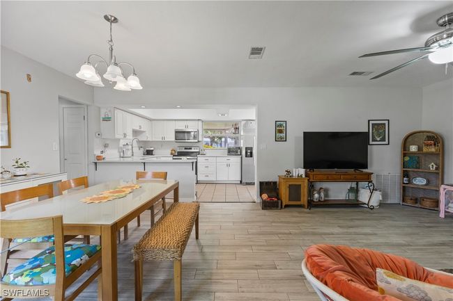 9948 Almetta Ave, House other with 2 bedrooms, 1 bathrooms and null parking in FORT MYERS FL | Image 4