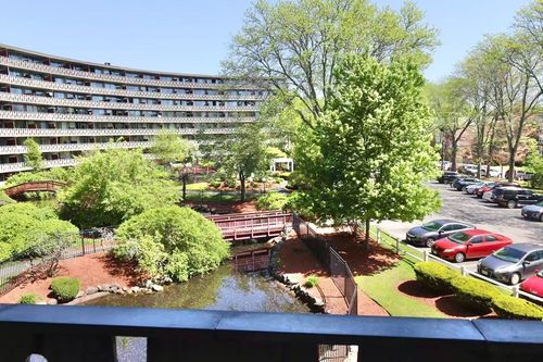 apt-237-200 Swanton St, Winchester, MA, 01890-4323 | Card Image