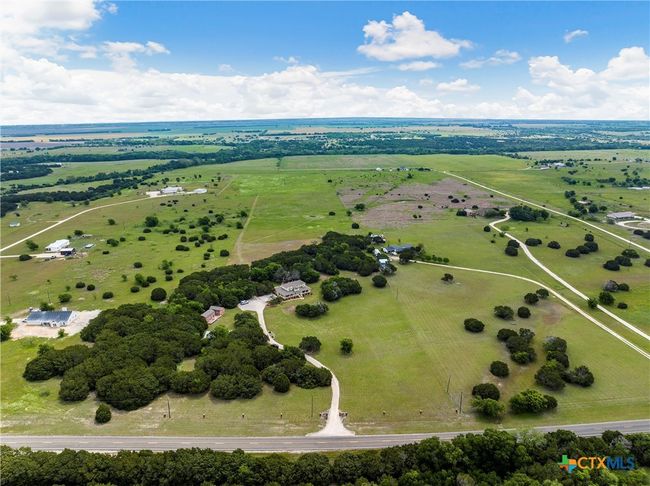 655 Hwy 236, Home with 3 bedrooms, 2 bathrooms and null parking in Moody TX | Image 36