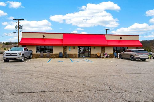 1706 N Memorial Drive, Lancaster, OH, 43130 | Card Image