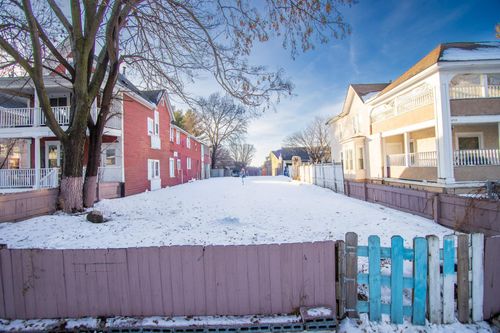 3712 1st Ave S, Minneapolis, MN, 55409-1318 | Card Image