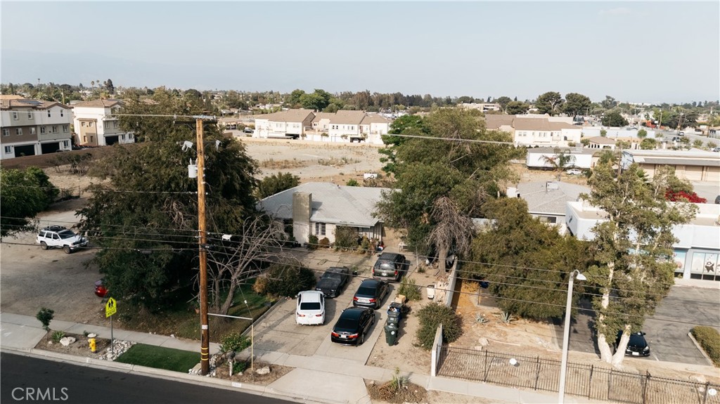 Residential in Fontana 3