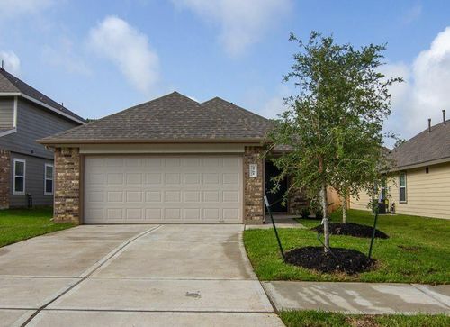 2761 Madison Ct, Conroe, TX, 77304-2993 | Card Image