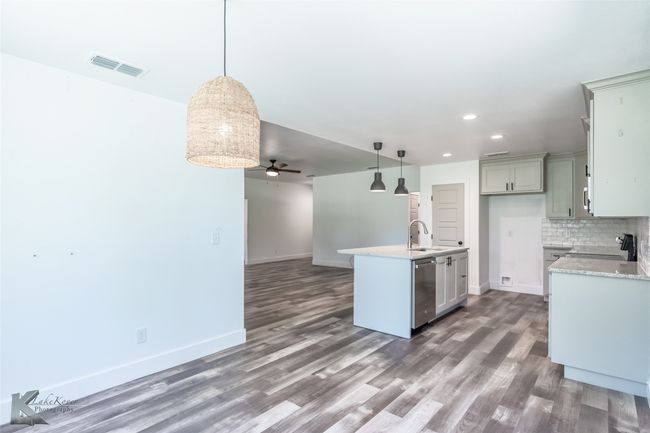 7432 State Highway 36 W, House other with 3 bedrooms, 2 bathrooms and null parking in Clyde TX | Image 11