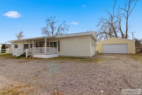240 Topaz St, Blackfoot, ID, 83221-2757 | Card Image