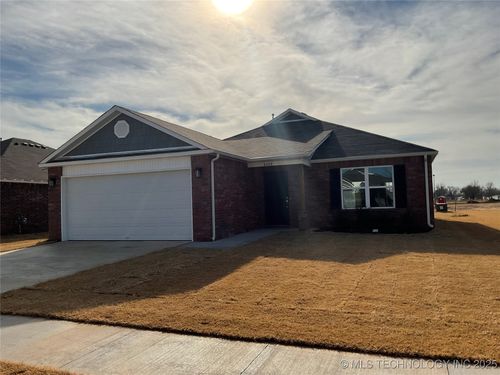 8408 161st St, Bixby, OK, 74008 | Card Image