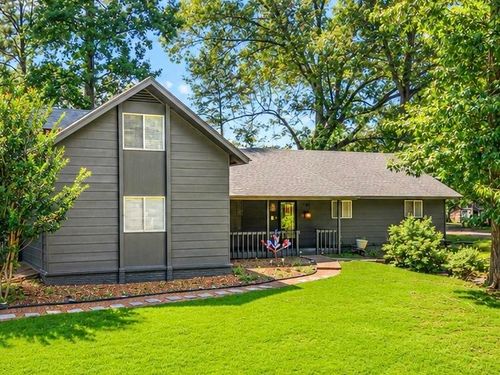 2193 Woodruff Dr, Germantown, TN, 38138-4043 | Card Image