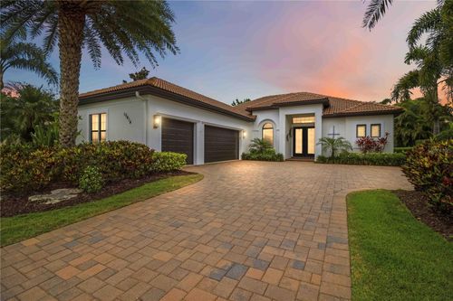 15414 Leven Links Pl, LAKEWOOD RANCH, FL, 34202-5686 | Card Image